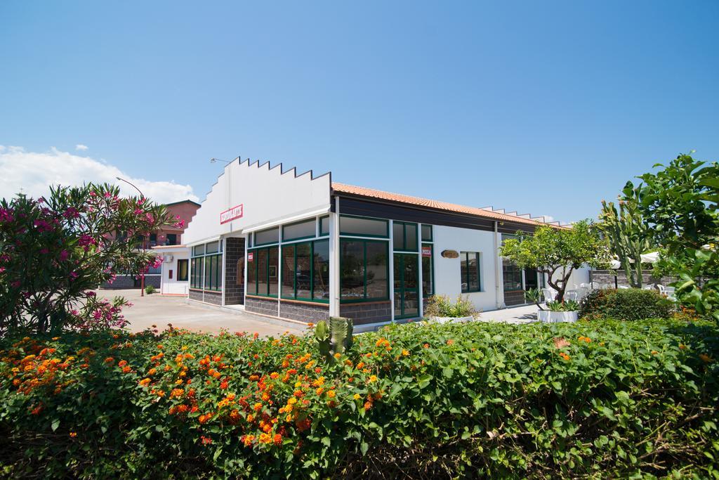 Villaggio Alkantara Giardini-Naxos Exterior foto