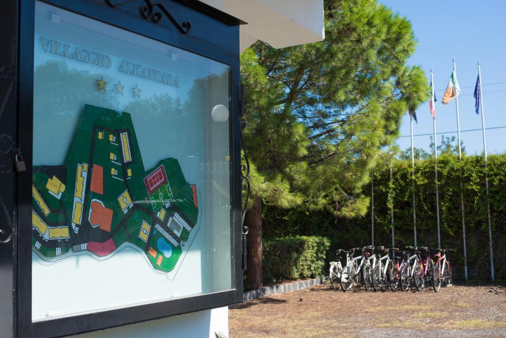 Villaggio Alkantara Giardini-Naxos Exterior foto